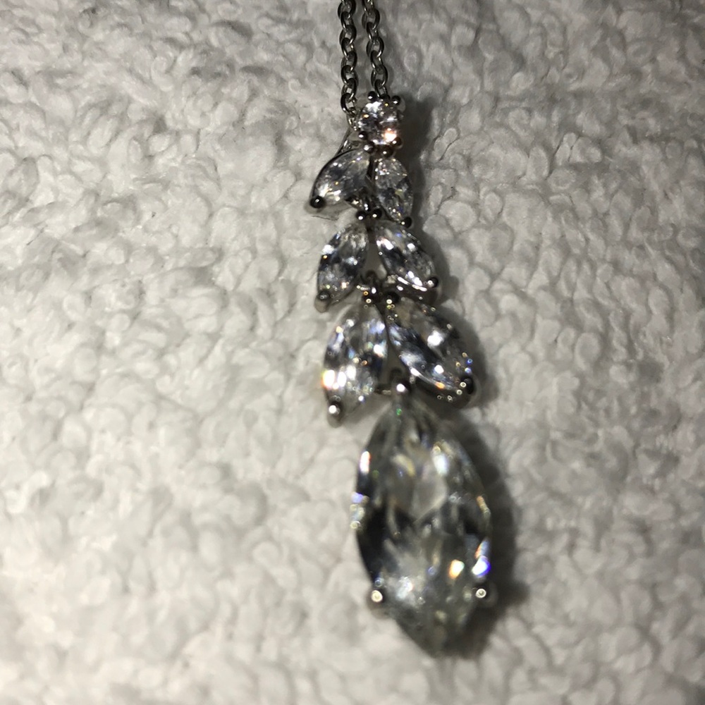 Necklace - Picture 2 of 2